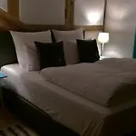 Aparthotel Pod Zamkiem Wlen