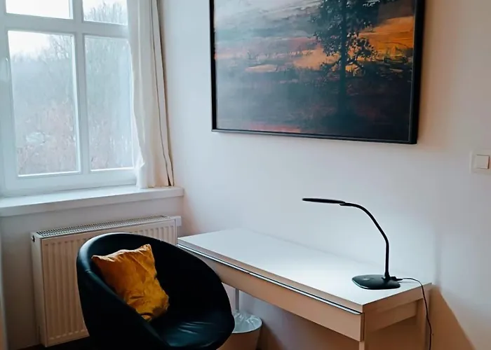 Pod Zamkiem Aparthotel Wlen