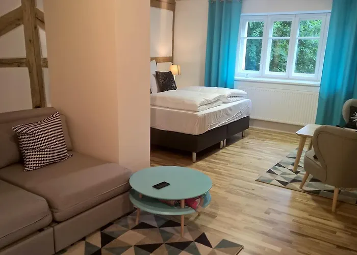 Pod Zamkiem Aparthotel Wlen