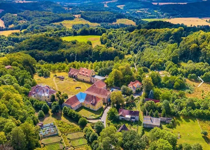 Aparthotel Pod Zamkiem Wlen